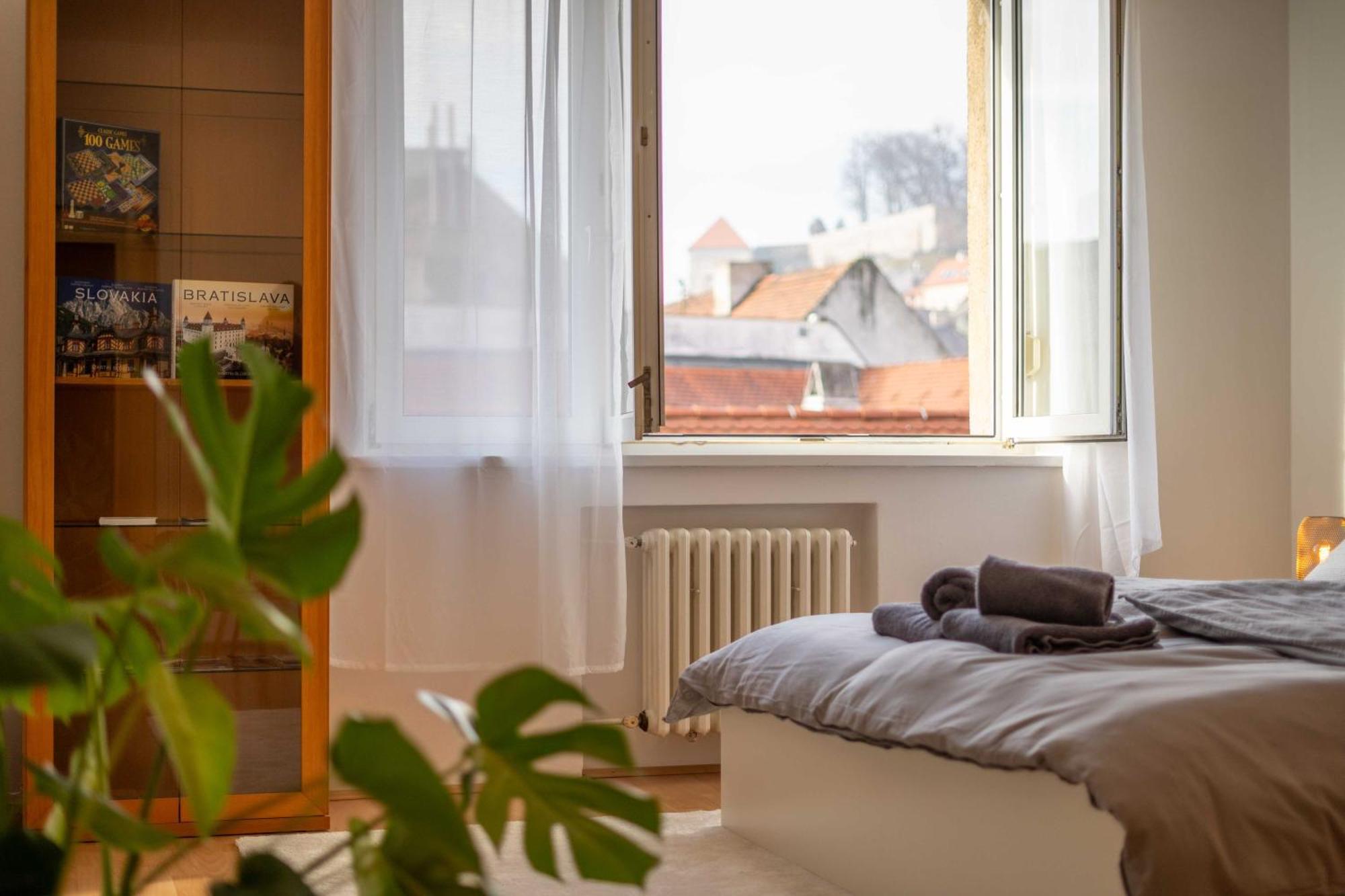 Best Location Apartment Air-Conditioned Братислава Экстерьер фото