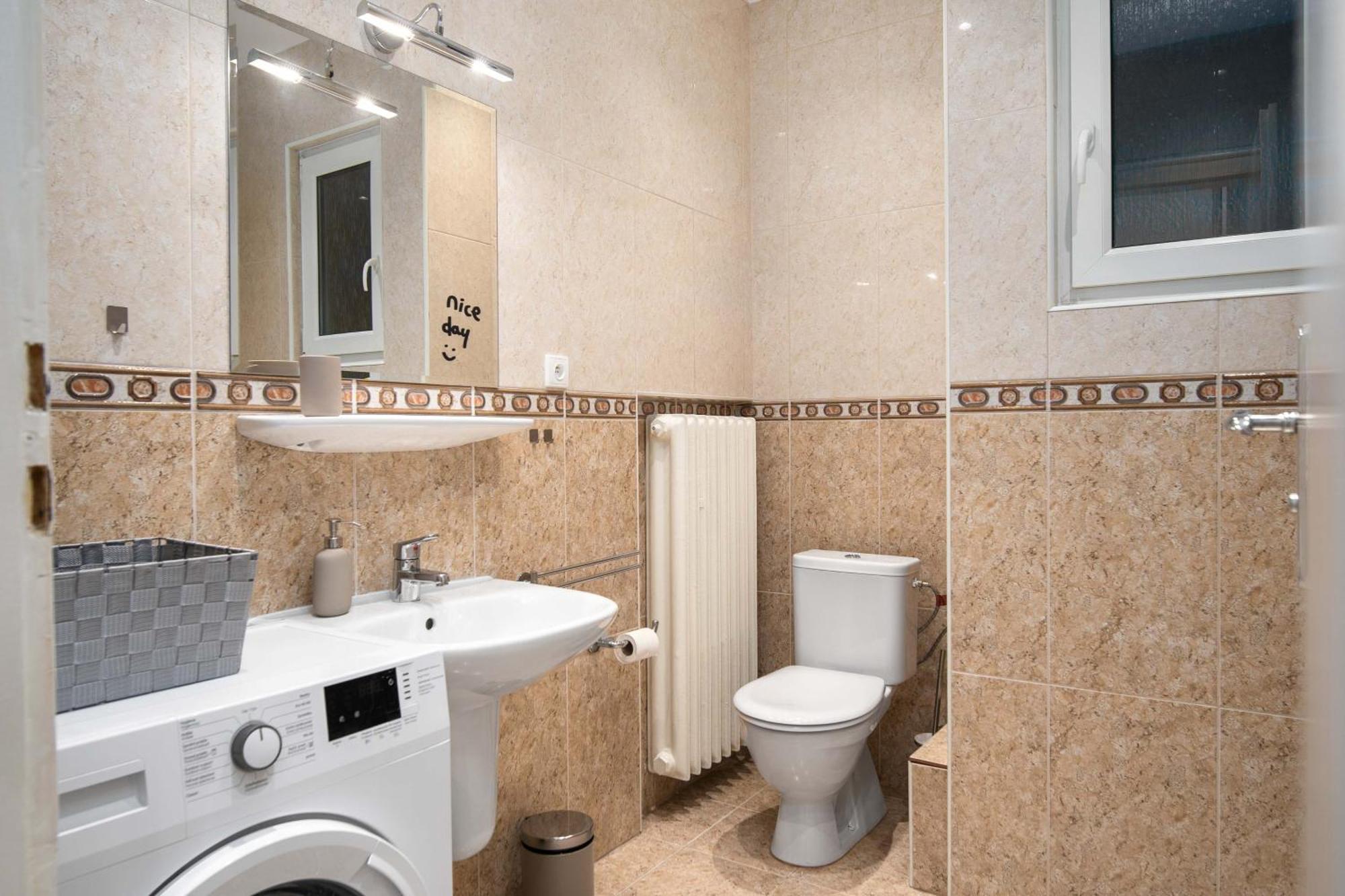 Best Location Apartment Air-Conditioned Братислава Экстерьер фото