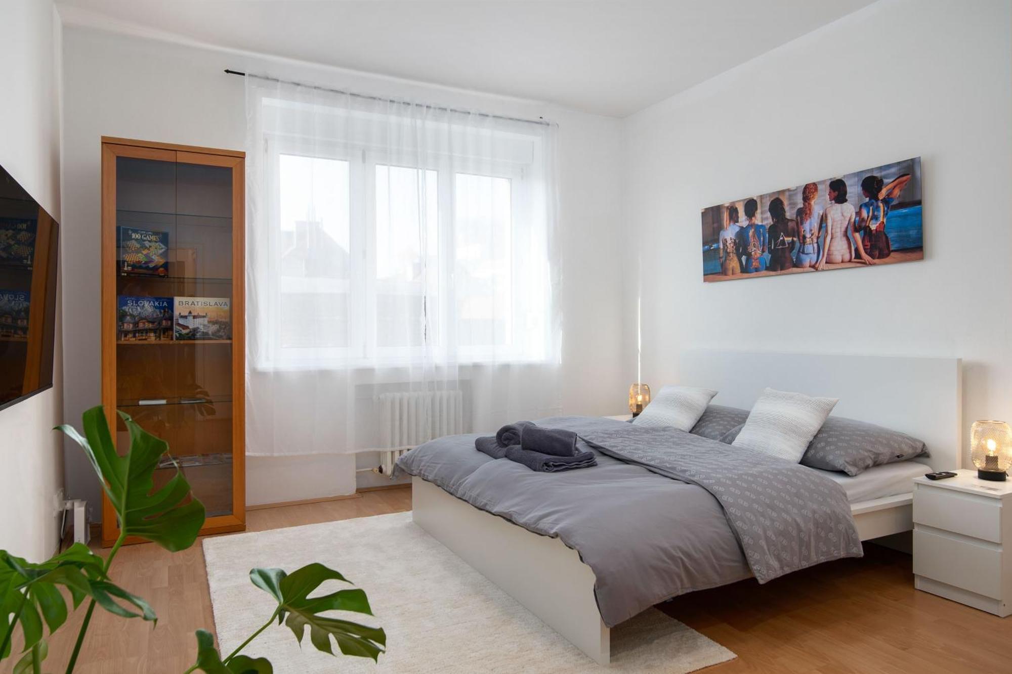 Best Location Apartment Air-Conditioned Братислава Экстерьер фото